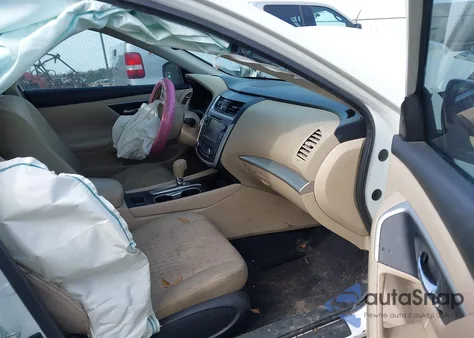 2017 Nissan Altima 2.5 Sv z USA, uszkodzony, nr VIN 1N4AL3AP0HC484647